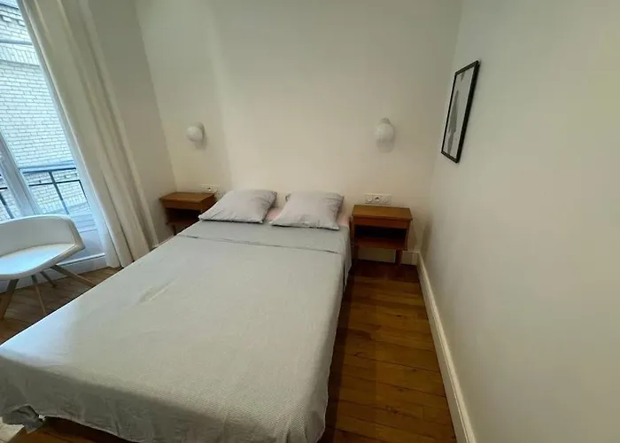 Luxueux Appartement La Defense - Porte Maillot - Champs-Elysees - 6 Pers